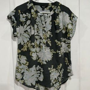 Vera Wang oversized top